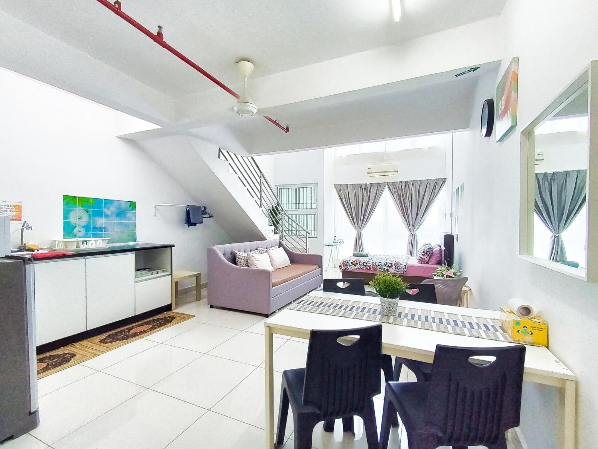 Azfa Duplex Suite At De Centrum Putrajaya Bangi Free Wifi Kajang Exterior foto