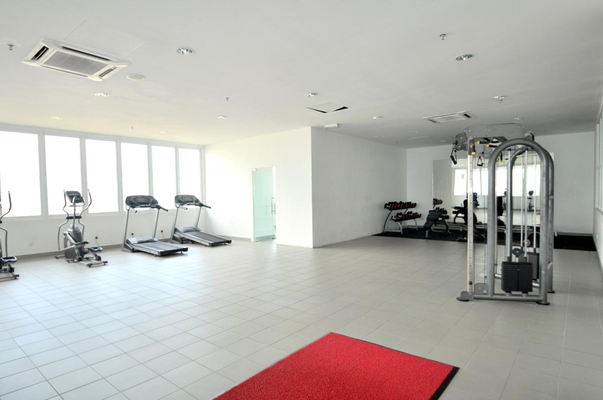 Azfa Duplex Suite At De Centrum Putrajaya Bangi Free Wifi Kajang Exterior foto