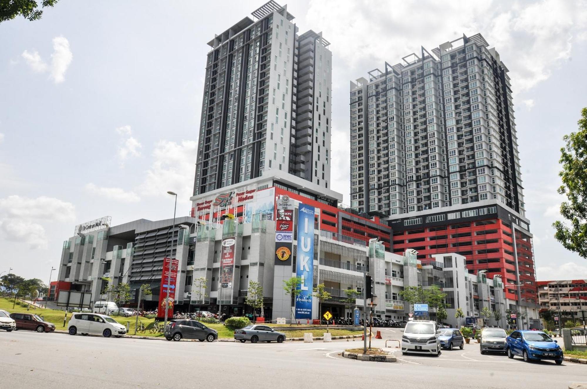 Azfa Duplex Suite At De Centrum Putrajaya Bangi Free Wifi Kajang Exterior foto